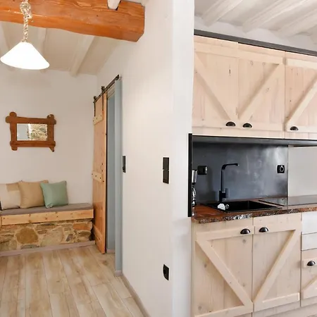 Tramuntana * Ano Syros